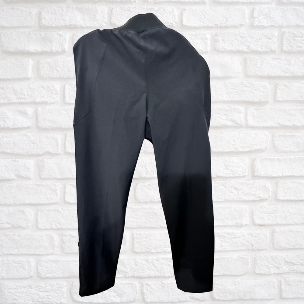 NWT Under Armour Youth Woven Sportswear Pants | Black | Size YM - Picture 2 of 7